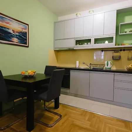 Charming And Cozy Studio Near City Center Novi Sad Exteriör bild